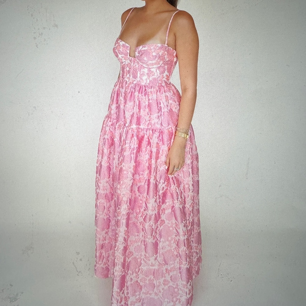 ISO Maison Amory Windsor dress